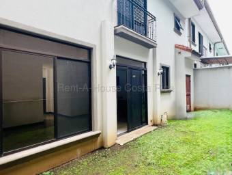 Se vende casa en Ulloa Heredia 26-2246