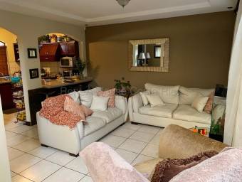 Se vende casa en San Francisco Heredia 26-1608
