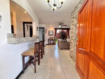 Se vende casa en San Francisco Heredia 27-74