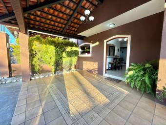 Se vende casa en San Francisco Heredia 27-74