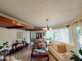 Se vende casa en Rohrmoser San José 25-139