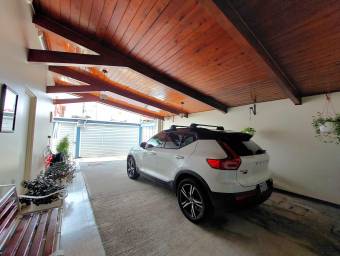 Se vende casa en Rohrmoser San José 25-139