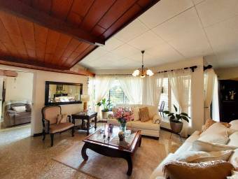 Se vende casa en Rohrmoser San José 25-139