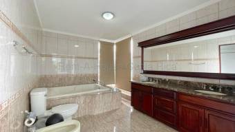 Apartamento Alquiler Escazú