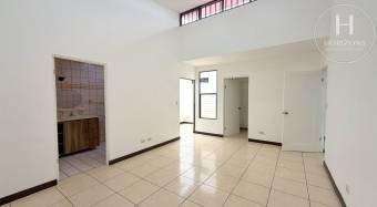 Se Vende Casa en Residencial El Pinar, San Pedro de Montes de Oca 3 Habitaciones más Ofici