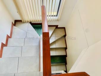Venta de Casa en Curridabat-Tirráses. RAH 27-312