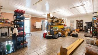 Venta de Propiedad Comercial en Alajuelita-Centro. RAH 27-209, ₡ 150,000,000, 1, San José, Alajuelita