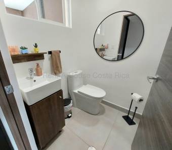 Se vende casa en Colón Mora 27-79