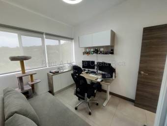 Se vende casa en Colón Mora 27-79