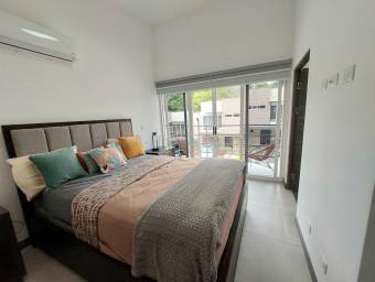 Se vende casa en Colón Mora 27-79