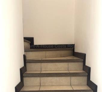 Se vende casa en Colón Mora 26-2134