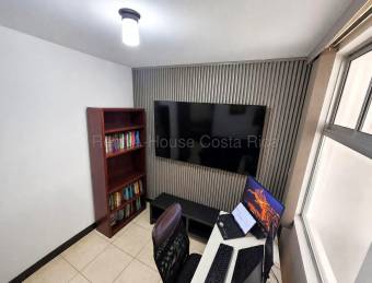 Se vende casa en Colón Mora 26-2134