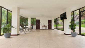 Se vende apartamento en San Rafael Escazú 27-315