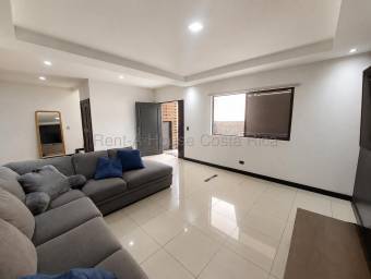 Se vende casa en Brasil Santa Ana 26-2264