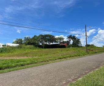 Lote plano de 1,227 m2 a la venta en Residencial Quintas El Dorado en La Guacima, Alajuela.