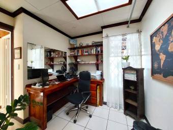 Se vende casa en Rohrmoser San José 25-139