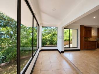 Venta de casa de lujo con piscina y entorno natural en Ciudad Colón #27-325 GS