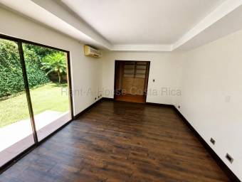 Venta de casa de lujo con piscina y entorno natural en Ciudad Colón #27-325 GS