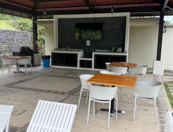 SE ALQUILA APARTAMENTO SANTA ANA, BRASIL DE MORA, 3 HABITACIONES