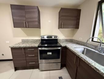 SE ALQUILA APARTAMENTO SANTA ANA, BRASIL DE MORA, 3 HABITACIONES
