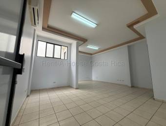 Alquiler de Local Comercial Remodelado en el Corazón de Heredia #27-276 GS