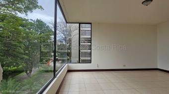 Venta de amplio apartamento con gran potencial de remodelación #27-315 GS