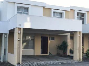 Casa moderna condominio San Pablo Heredia