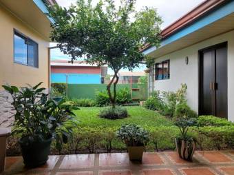Casa con apartamento Venta Alajuela