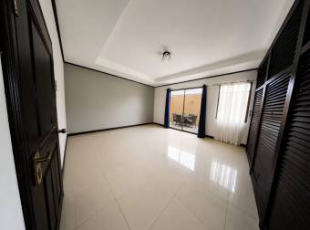 CASA EN VENTA  RESIDENCIAL MONSERRAT  TRES RÍOS, CARTAGO