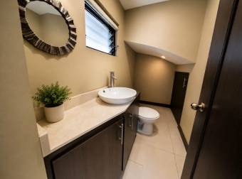 CASA EN VENTA  RESIDENCIAL MONSERRAT  TRES RÍOS, CARTAGO