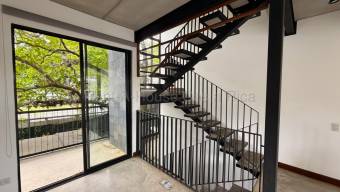 Se alquila casa en Piedades Santa Ana 27-132