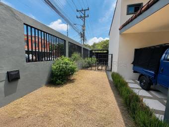 Se vende casa en Brasil Santa Ana 26-2264