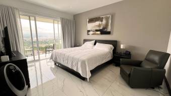 Se vende casa en San Rafael Escazú 26-710
