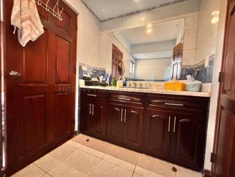Se vende casa en Pozos Santa Ana 26-1673