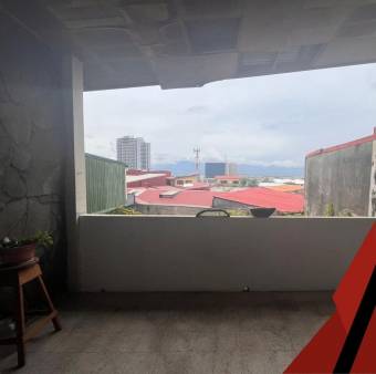Venta de propiedad comercial con uso mixto y alto potencial #27-302 GS