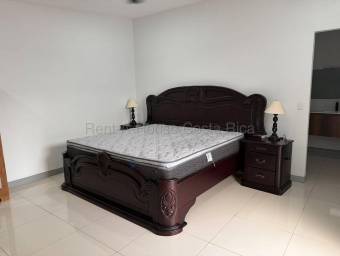 Venta de casa moderna con acabados de lujo y seguridad 24/7 #27-310 GS