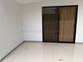 Venta de casa moderna con acabados de lujo y seguridad 24/7 #27-310 GS
