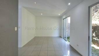 Alquiler de Apartamento Amplio y Moderno en Curridabat #27-307 GS