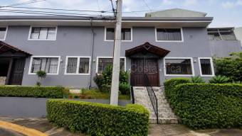 Se vende apartamento en San Rafael Montes de Oca 27-181