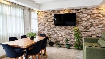 Se vende apartamento en San Rafael Montes de Oca 27-181