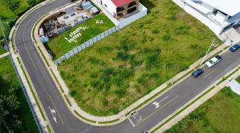 Se vende lote en San Isidro Heredia 26-2241
