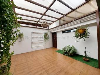 Se vende casa en San Pablo Heredia 27-367