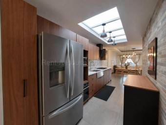 Se vende casa en San Pablo Heredia 27-367