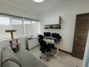 Casa moderna condominio Ciudad Colón