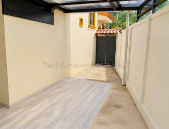 Venta de casa en condominio con terraza y seguridad #27-312 GS