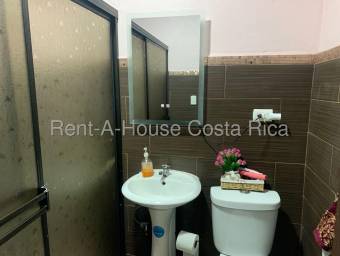 Venta de casa de una planta con 3 habitaciones y 2 baños #27-287 GS