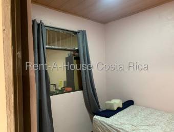 Venta de casa de una planta con 3 habitaciones y 2 baños #27-287 GS