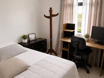 Venta de Apartamento en Alajuelita con Excelente Ubicación #27-306 GS