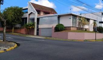 Venta de Casa en Francisco Peralta, San José. RAH 26-653 