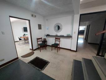 Venta de Edificio de 3 PISOS en Catedral-San José. RAH 27-375 Venta de Edificio de 3 PISOS en Catedral-San José. RAH 27-375